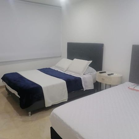 C Hotelera Rey.Es Μπογκοτά Εξωτερικό φωτογραφία